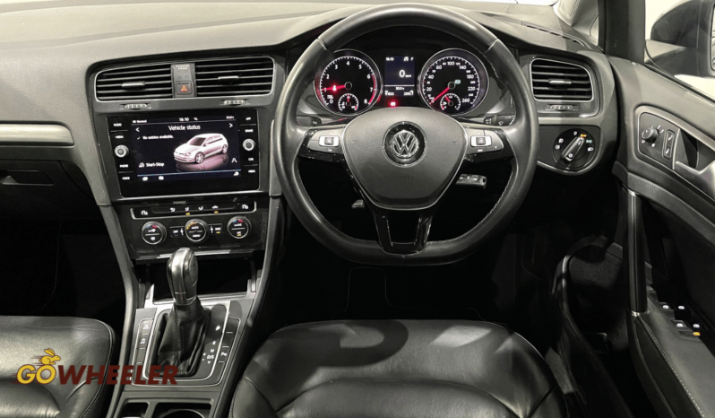 Volkswagen Golf 1.4A TSI Comfortline full